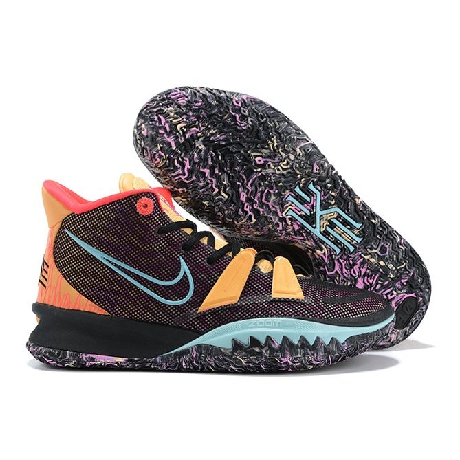 NIKE KYRIE 7 x SOUNDWAVE - Phantom Kicks