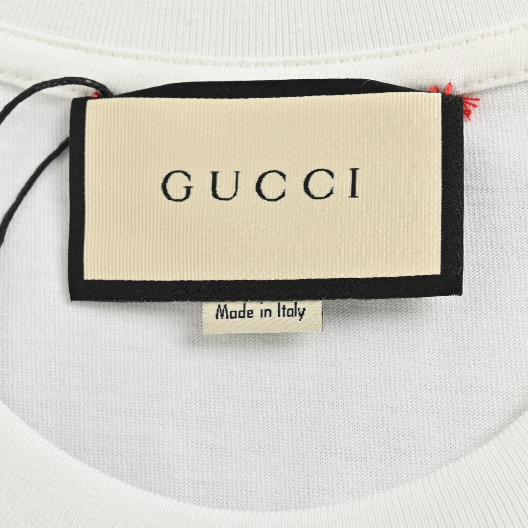 Gucci White T-Shirt with Overlapping Logo - Phantom Kicks