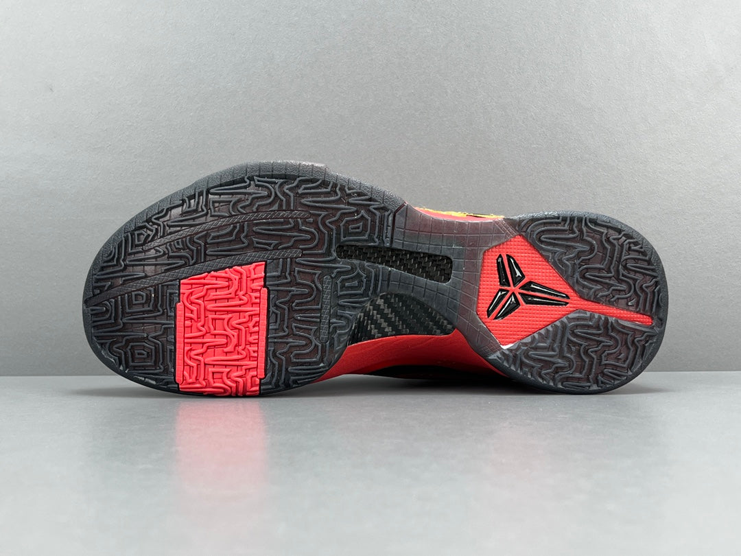 NIKE KOBE 5 PROTRO x YEAR OF THE MAMBA UNIVERSITY RED - Phantom Kicks