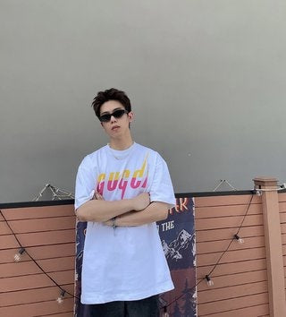 Gucci T-shirt with Retro Logo - Phantom Kicks