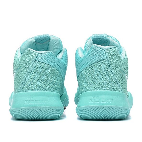 NIKE KYRIE 3 x AQUA - Phantom Kicks