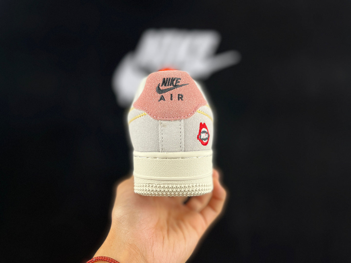 NIKE AIR FORCE 1 - Phantom Kicks
