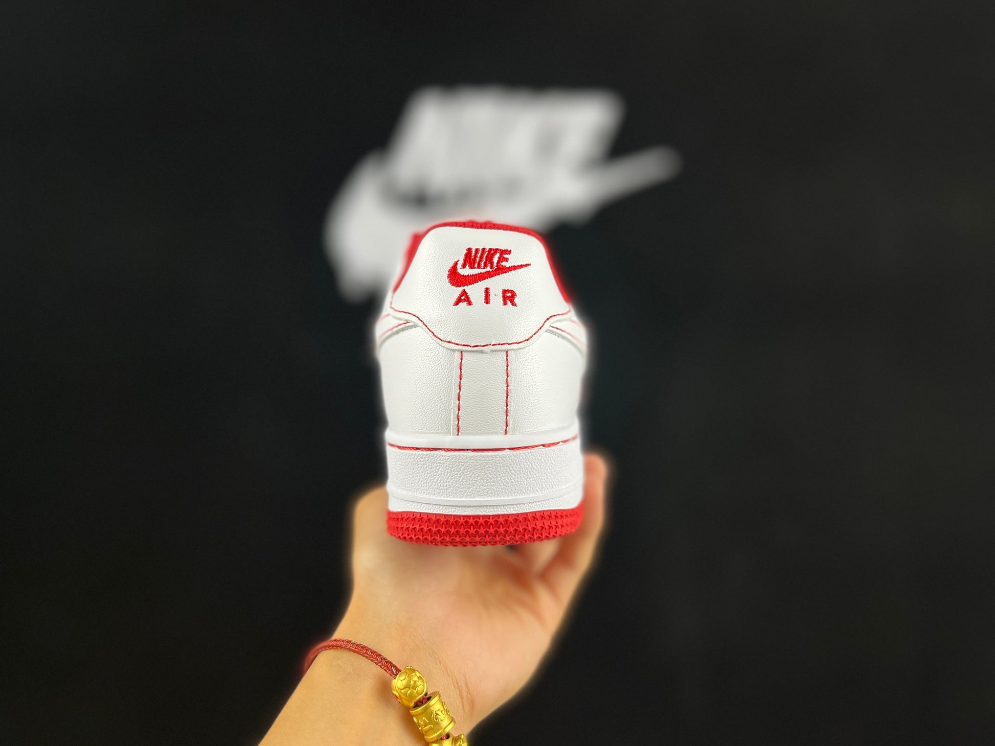 NIKE AIR FORCE 1 '07 "Red" - Phantom Kicks