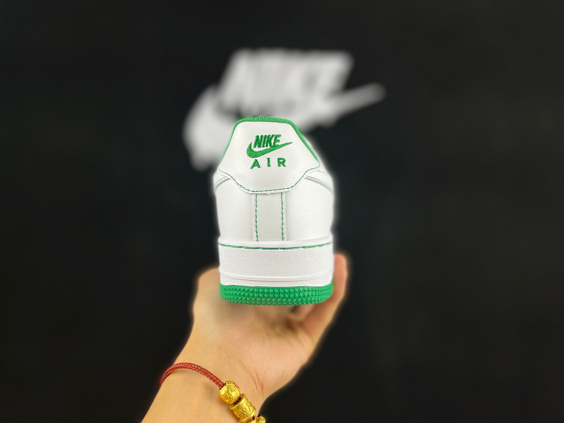 NIKE AIR FORCE 1 "Green" - Phantom Kicks
