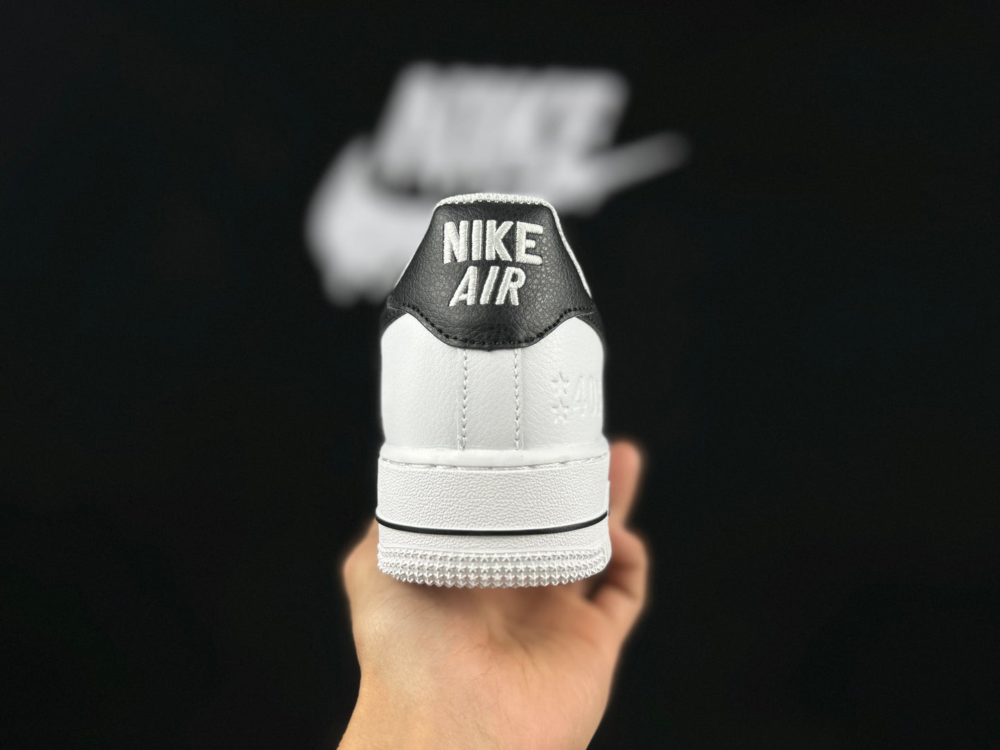 NIKE AIR FORCE 1 "White/Black" - Phantom Kicks