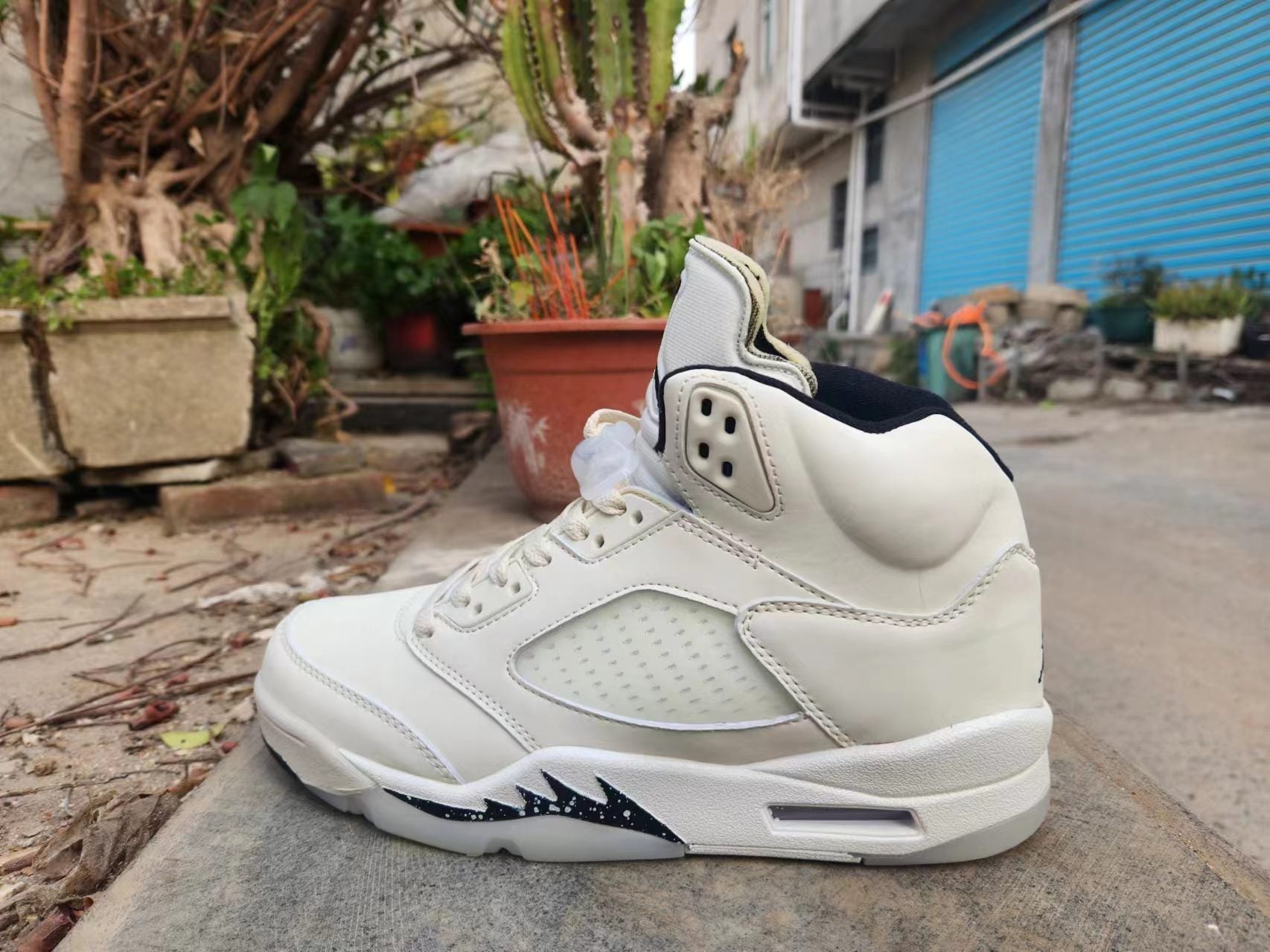 Jordan 5 Off-white - Phantom Kicks