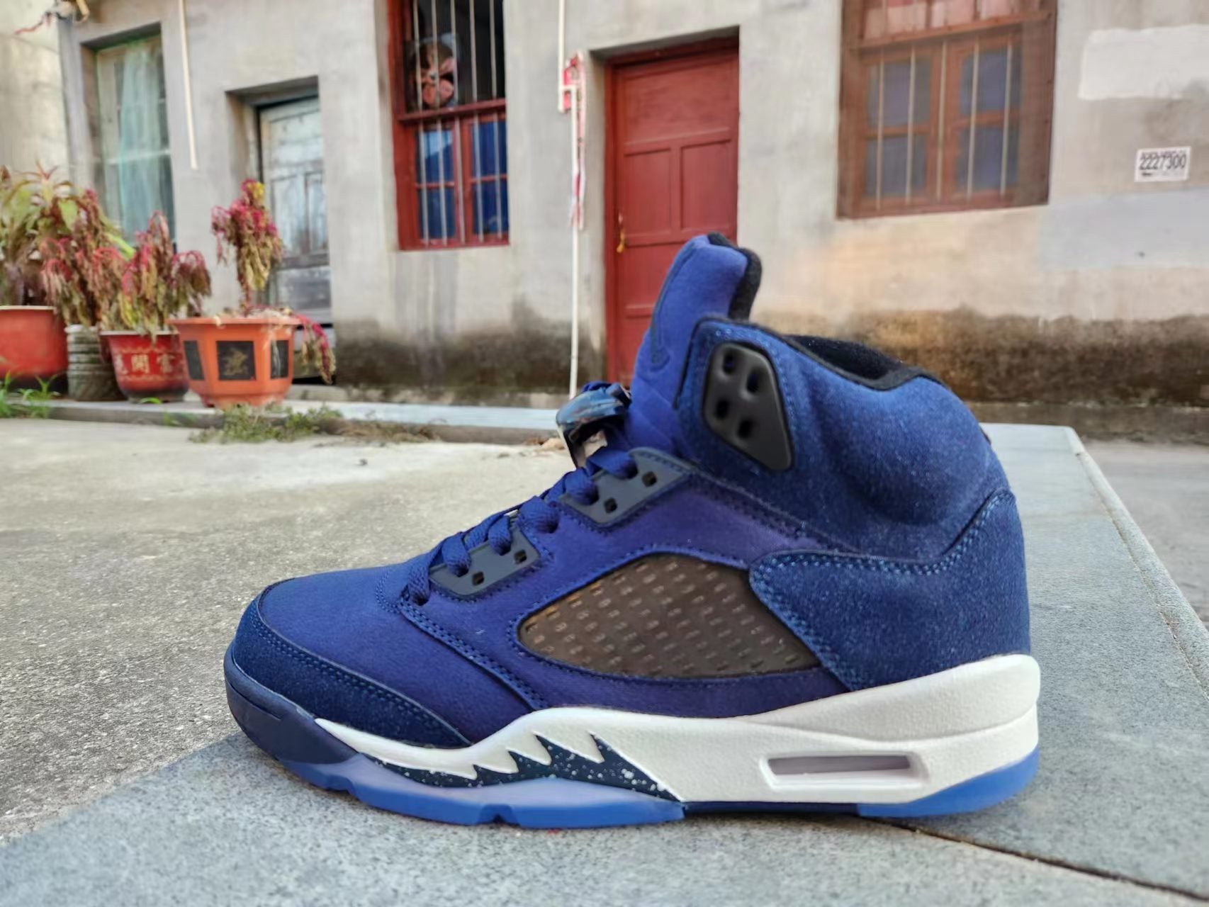 Jordan 5 blue and white - Phantom Kicks