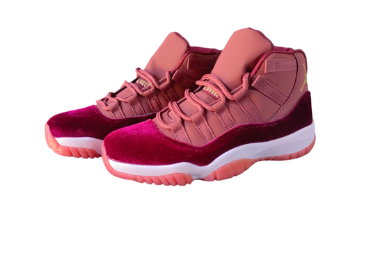 JORDAN 11 “Heiress” - Phantom Kicks