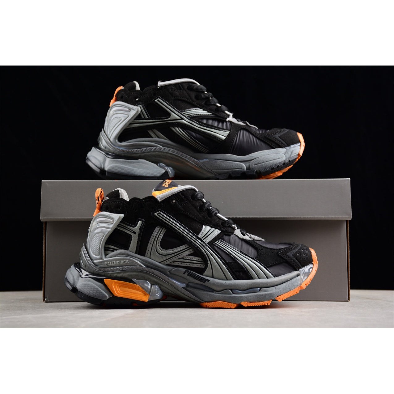 BALENCIAGA RUNNER x BLACK GREY ORANGE - Phantom Kicks