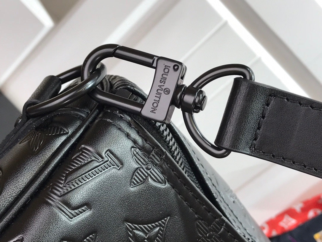 LOUIS VUITTON KEEPBALL 50 BLACK LEATHER TRAVEL BAG - Phantom Kicks