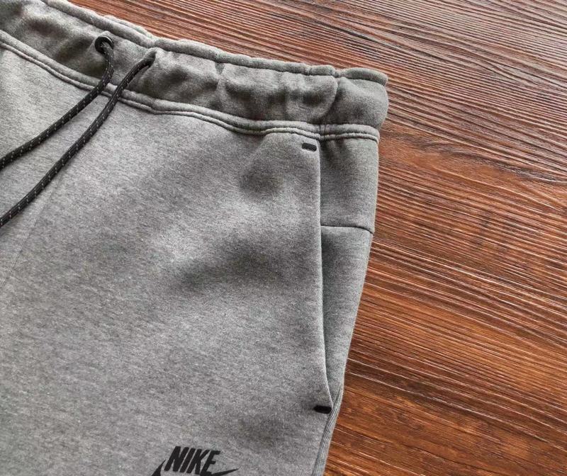 NIKE TECH FLEECE PANTS x WOLF GREY - Phantom Kicks