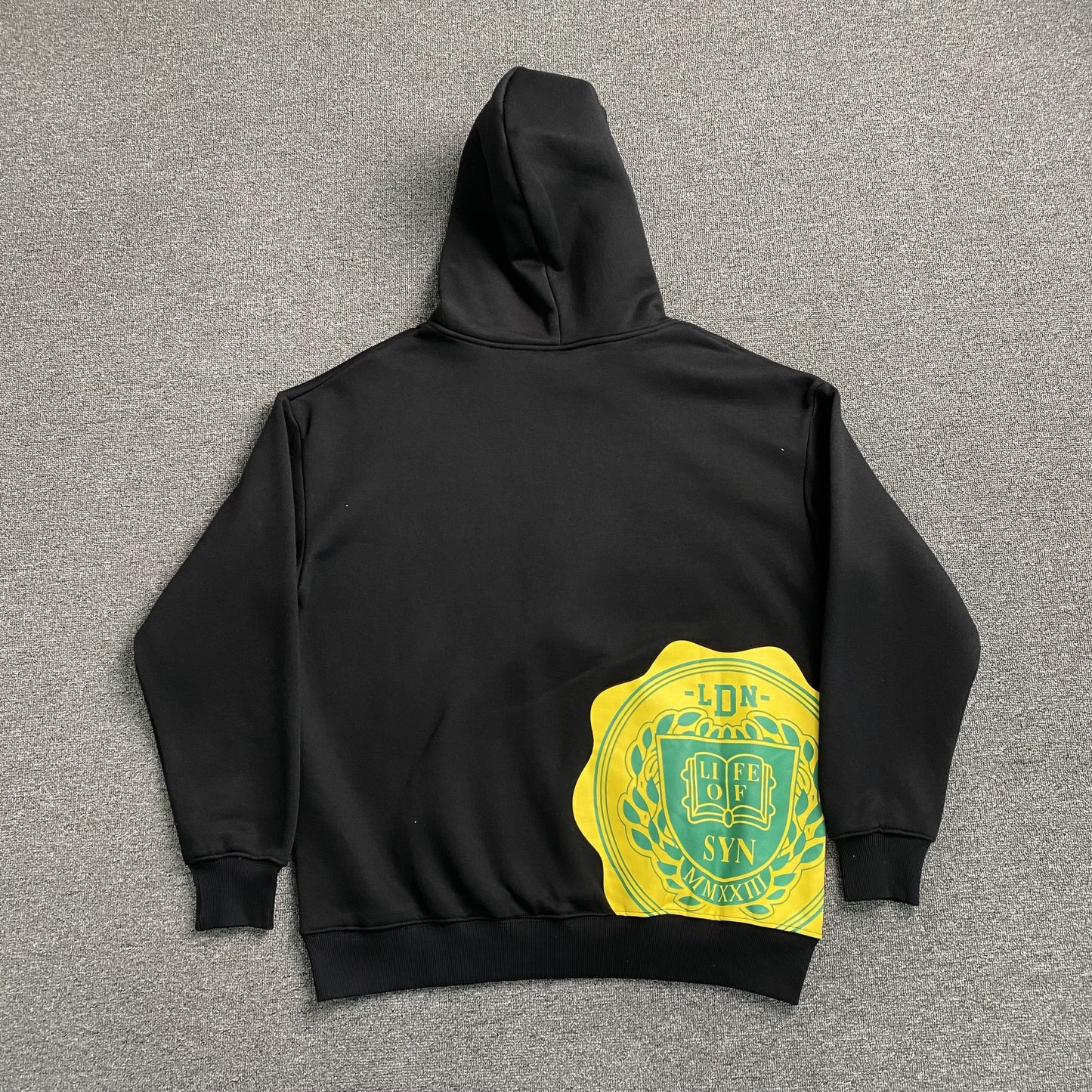 SYNA WORLD COLLEGE HOODIE BLACK - Phantom Kicks