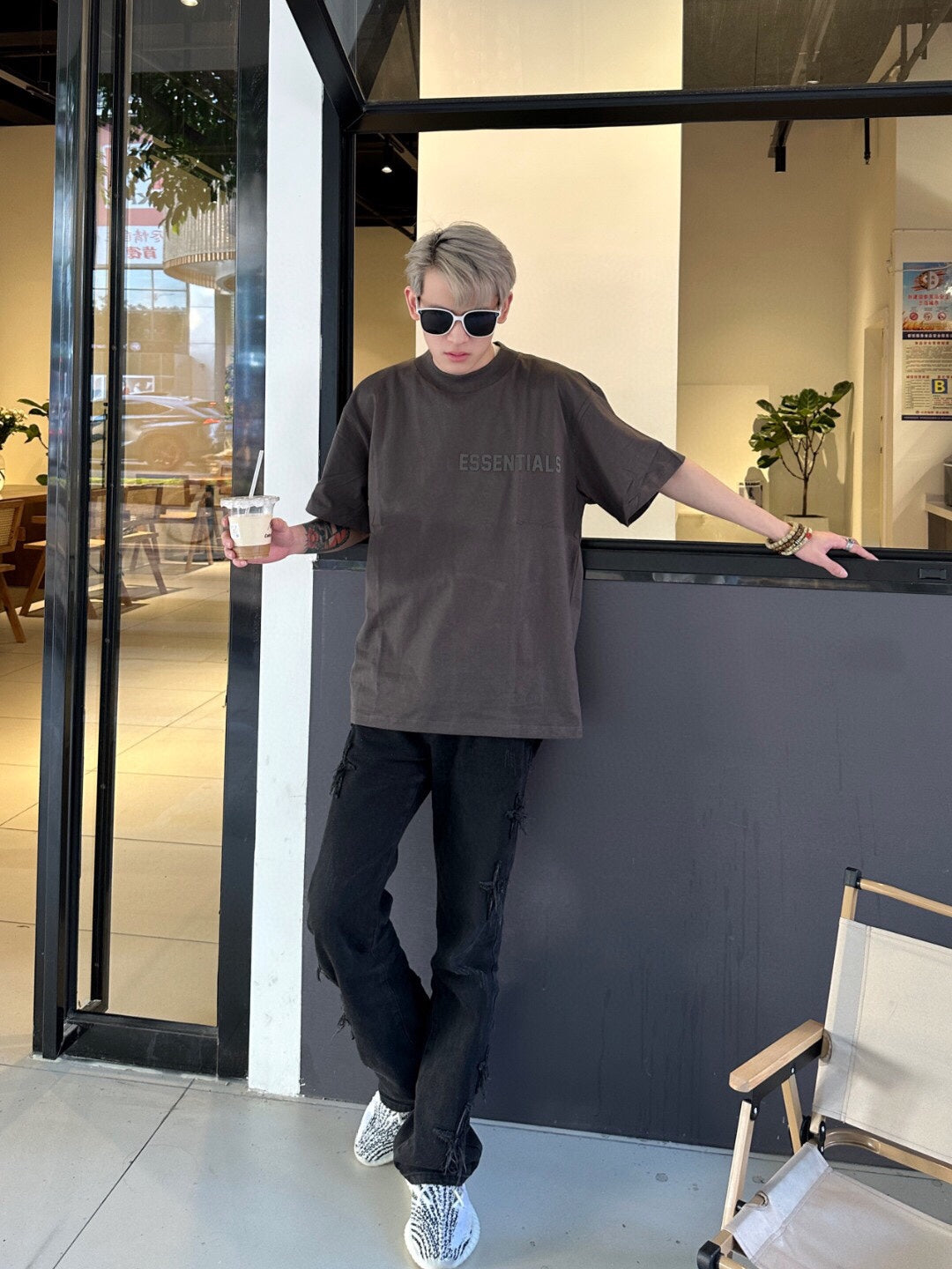 Fear of God Essentials T-Shirt - Phantom Kicks