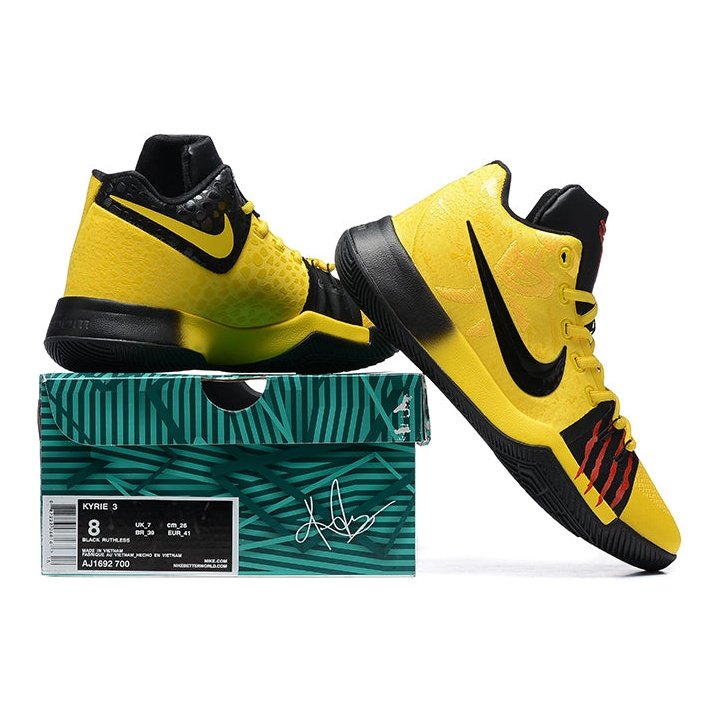 NIKE KYRIE 3 x MAMBA MENTALITY - Phantom Kicks