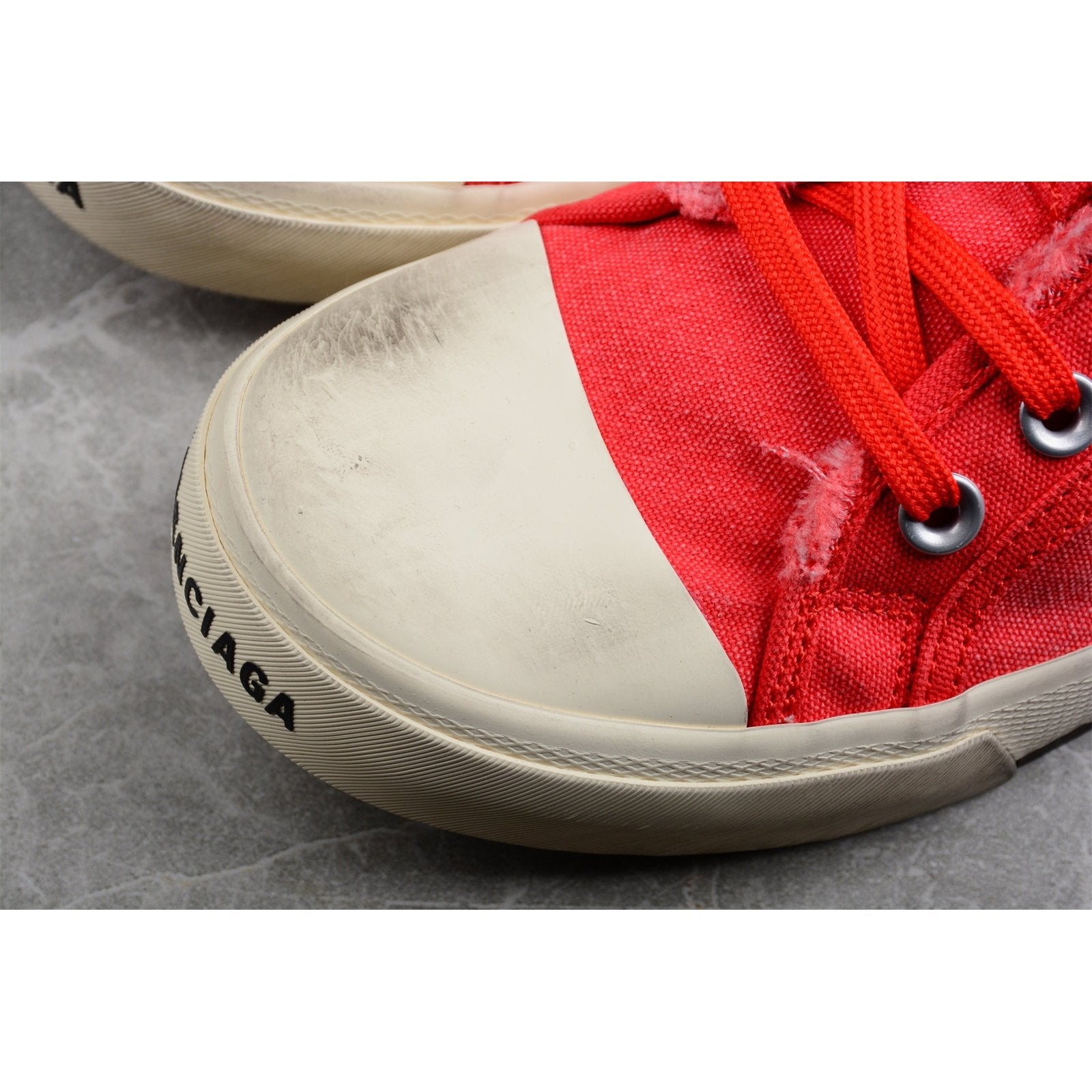BALENCIAGA PARIS MID VULC DESTR x RED - Phantom Kicks