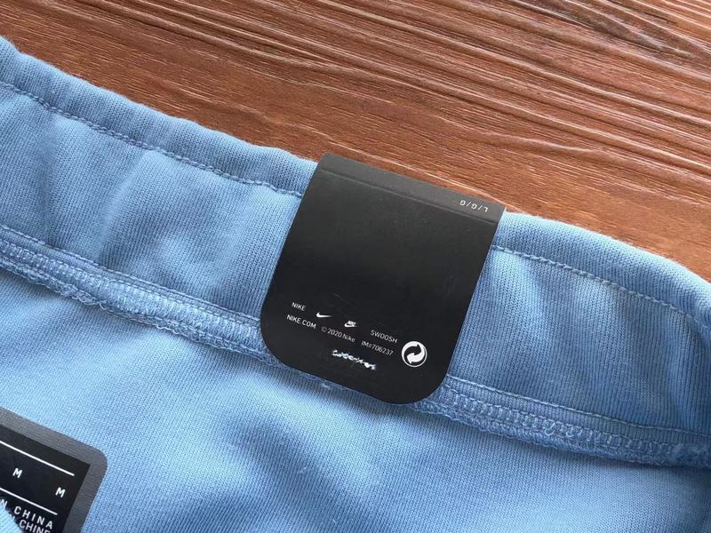 NIKE TECH FLEECE PANTS x LIGHT BLUE - Phantom Kicks