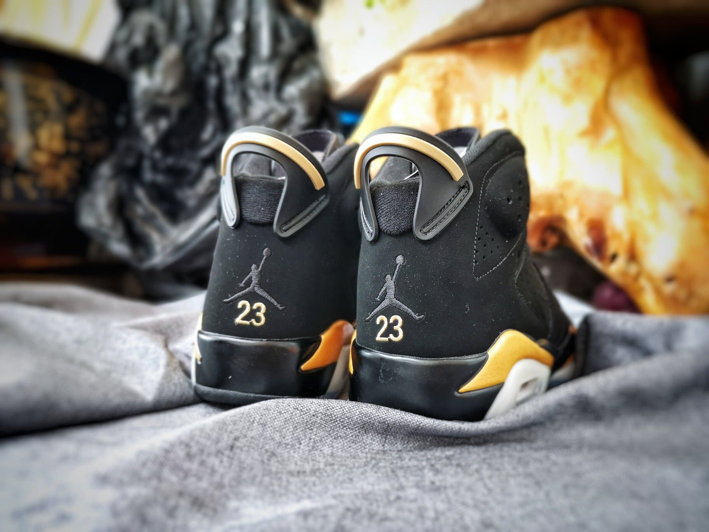 Jordan 6 Black and Gold - Phantom Kicks