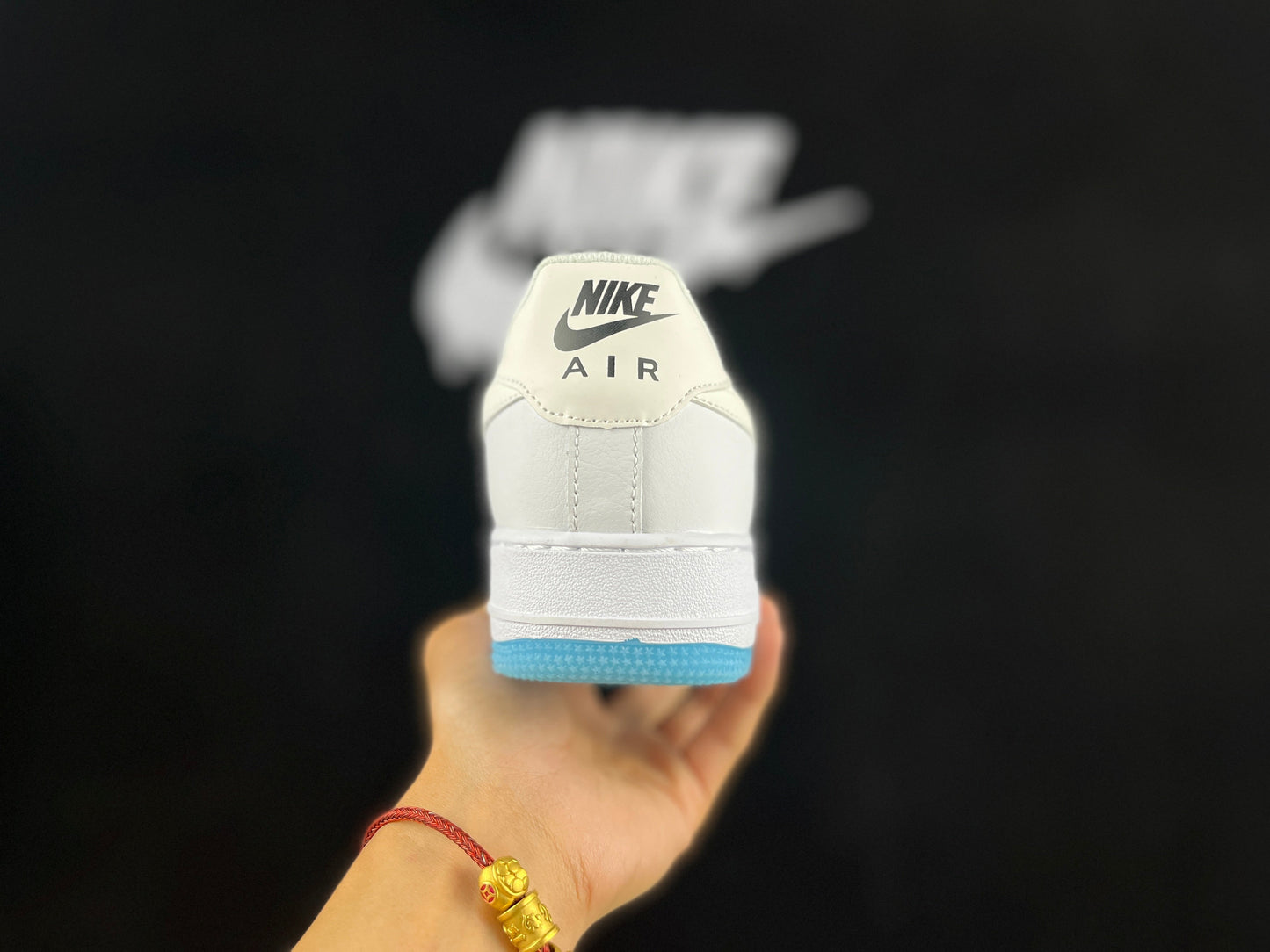 NIKE AIR FORCE 1 "White/Blue/Pink Thermochromatic" - Phantom Kicks