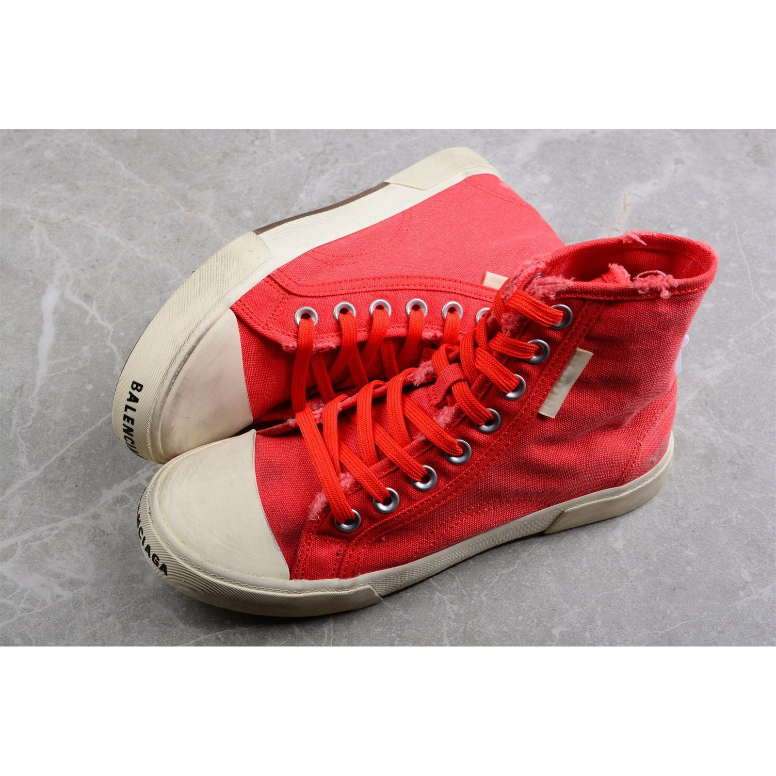 BALENCIAGA PARIS HIGH VULC DESTR x RED - Phantom Kicks