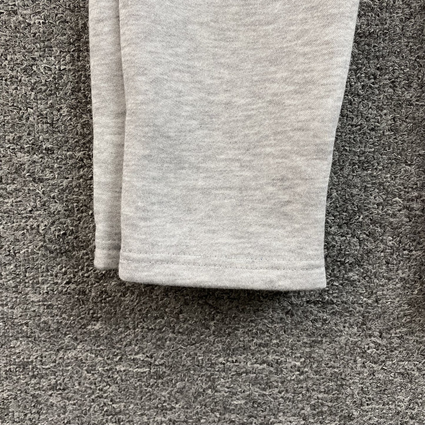 SYNA WORLD COLLEGE SWEATPANTS GREY - Phantom Kicks