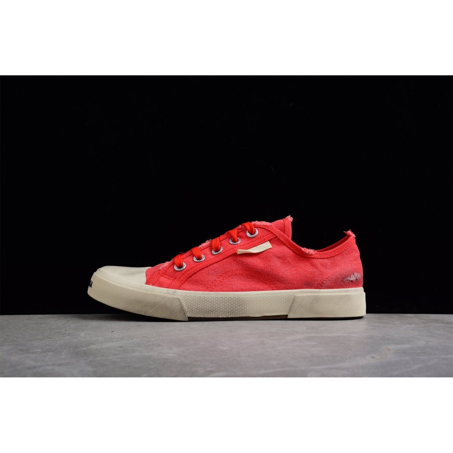 BALENCIAGA PARIS MID VULC DESTR x RED - Phantom Kicks