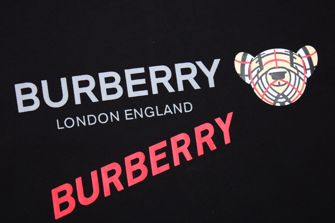 Burberry London England T-Shirt - Black - Phantom Kicks