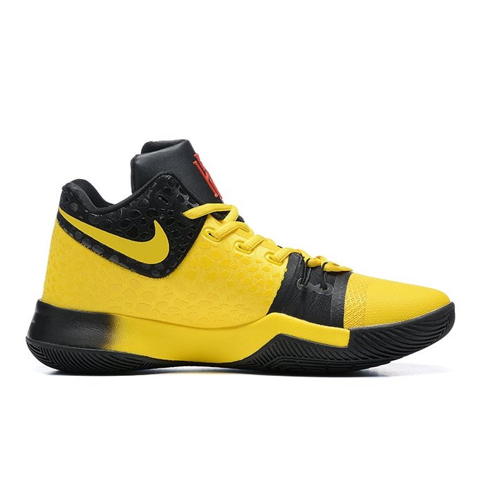 NIKE KYRIE 3 x MAMBA MENTALITY - Phantom Kicks