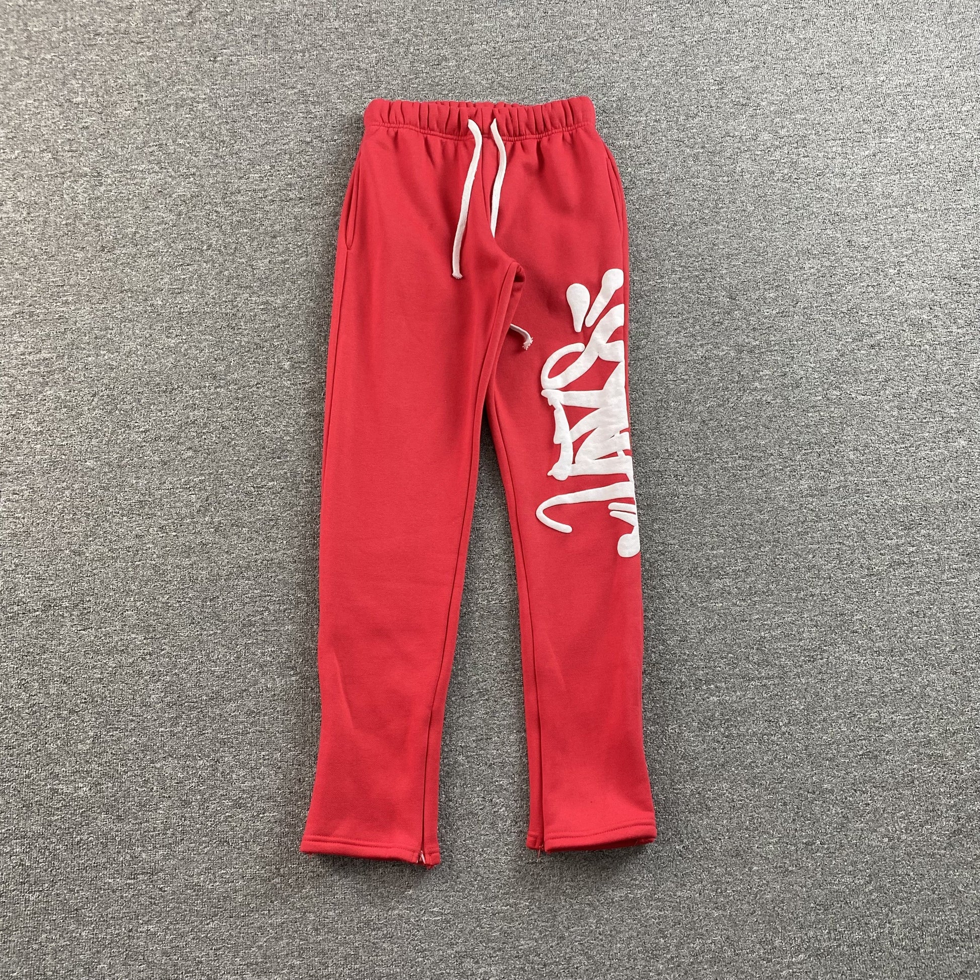 SYNA WORLD SWEATPANTS RED - Phantom Kicks