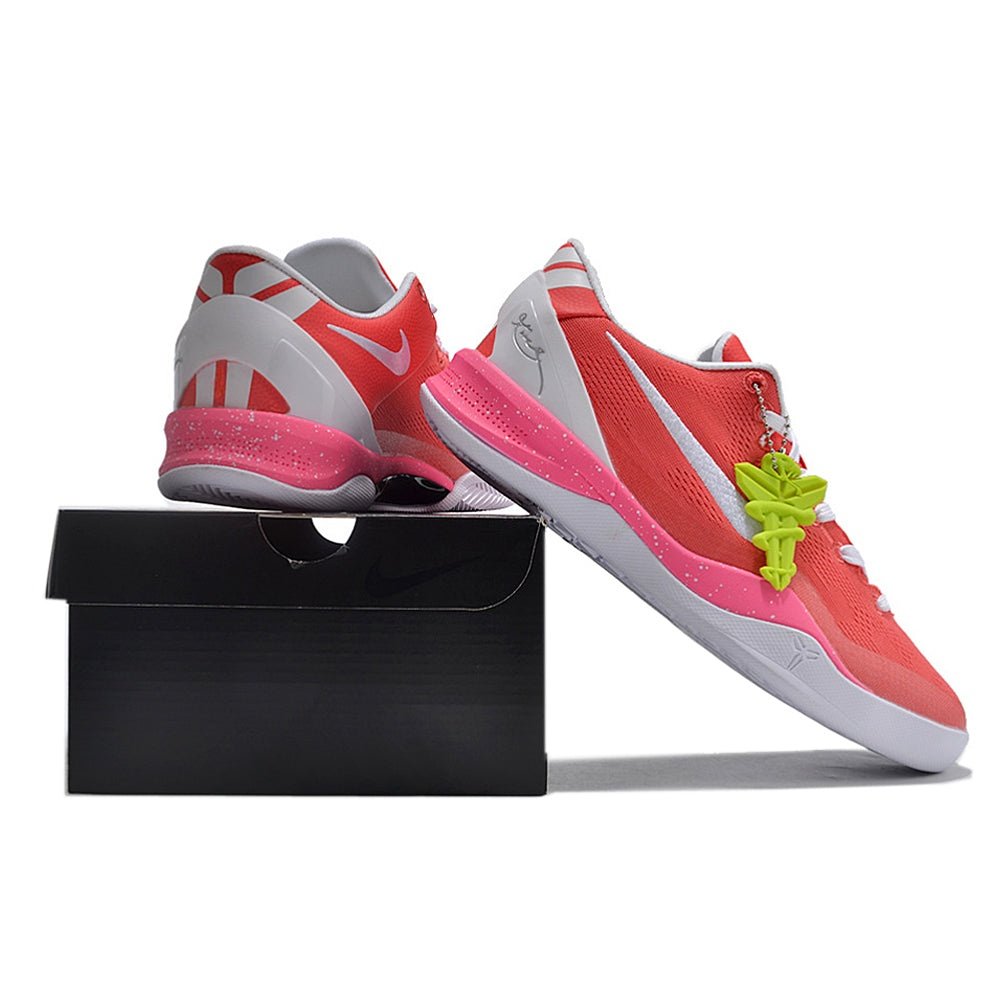 NIKE KOBE 8 x HOLIDAY SPIRIT - Phantom Kicks