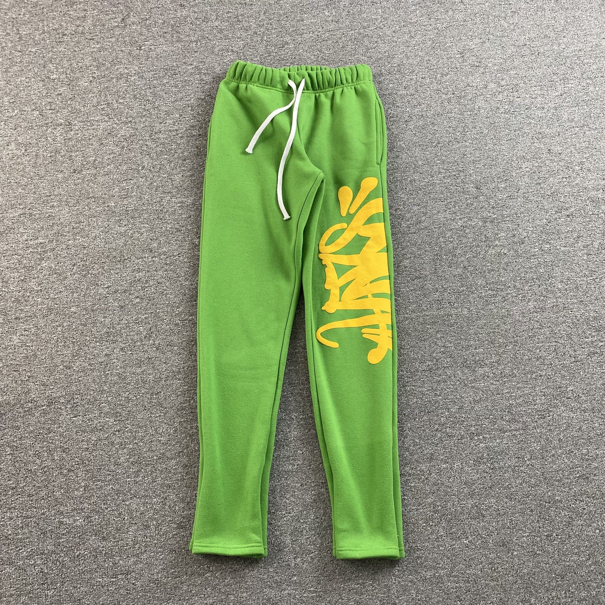 SYNA WORLD SWEATPANTS GREEN - Phantom Kicks