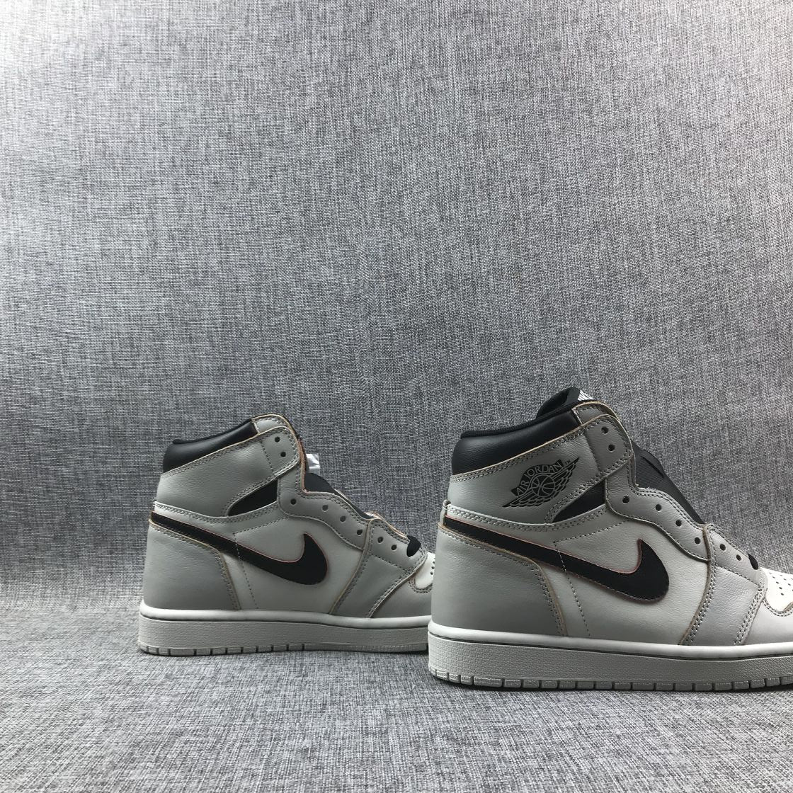 JORDAN 1 RETRO HIGH OG DEFIANT x SB NYC TO PARIS - Phantom Kicks
