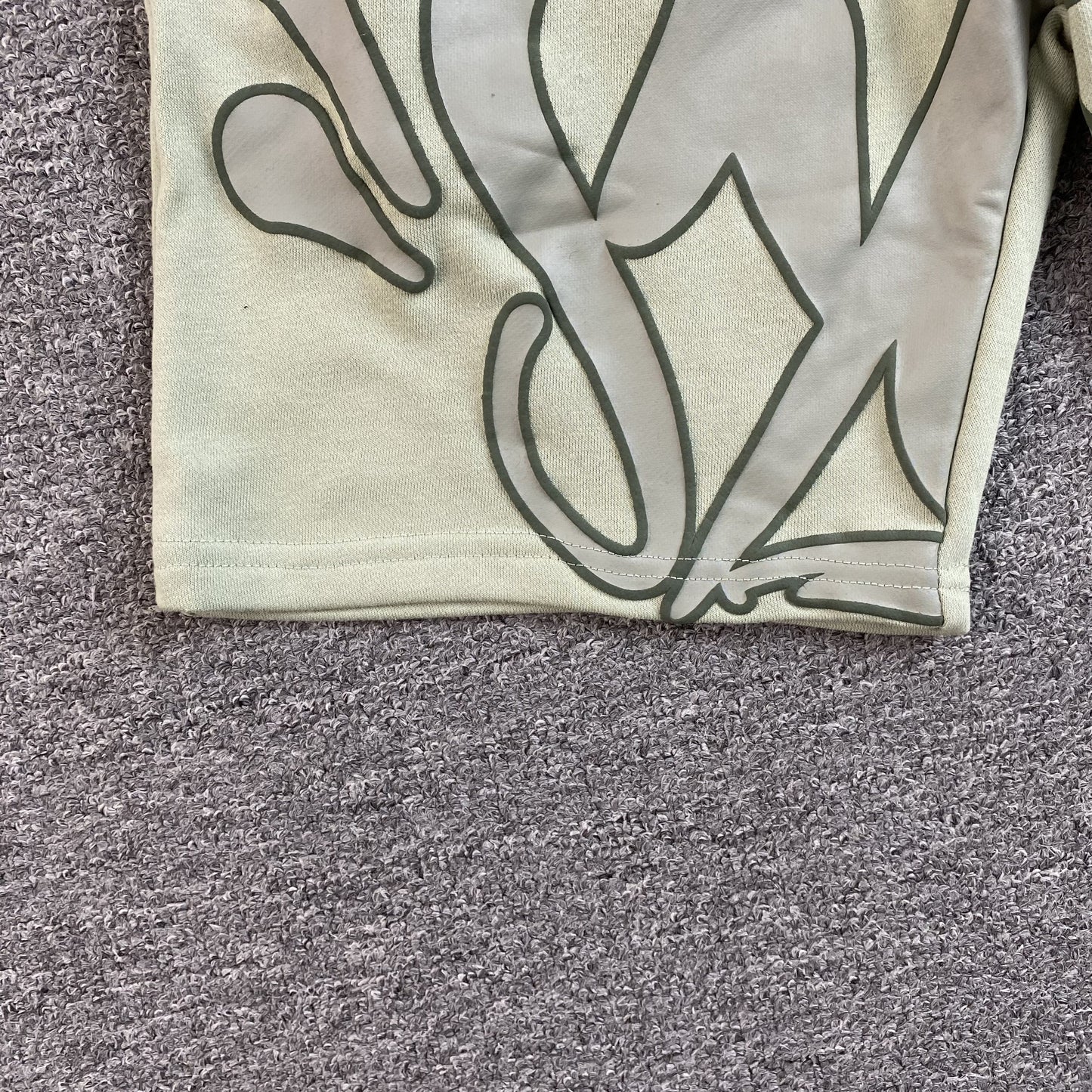 SYNA WORLD SHORTS SAGE - Phantom Kicks
