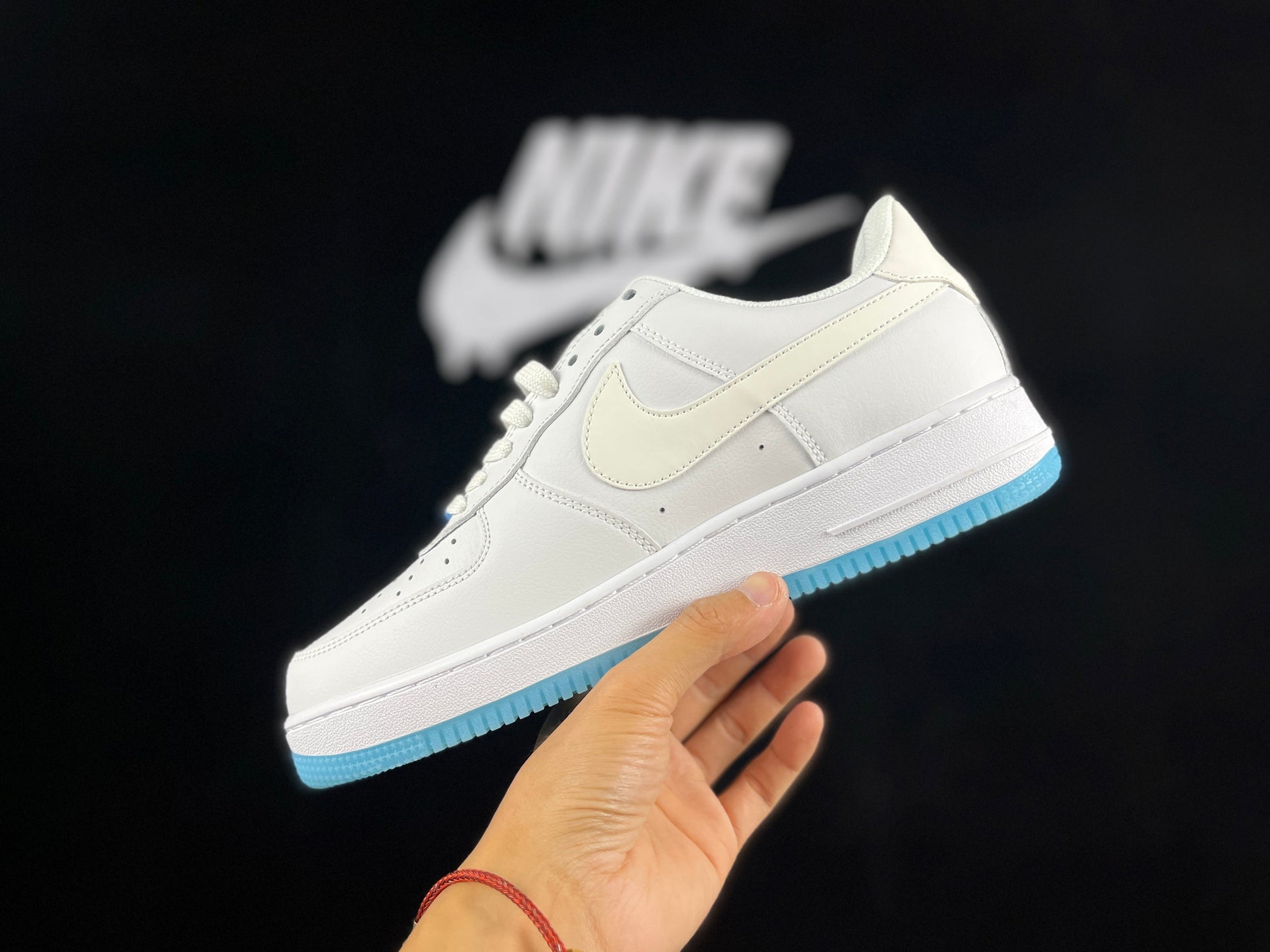 NIKE AIR FORCE 1 "White/Blue/Pink Thermochromatic" - Phantom Kicks