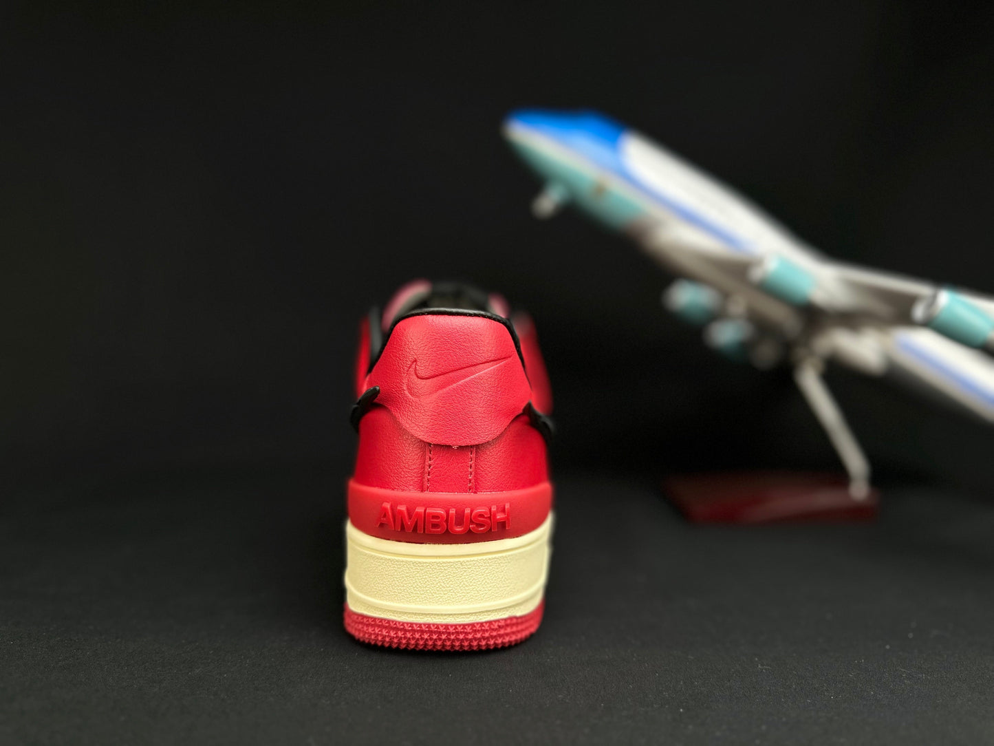 NIKE AIR FORCE 1 "Big Swoosh Red" - Phantom Kicks
