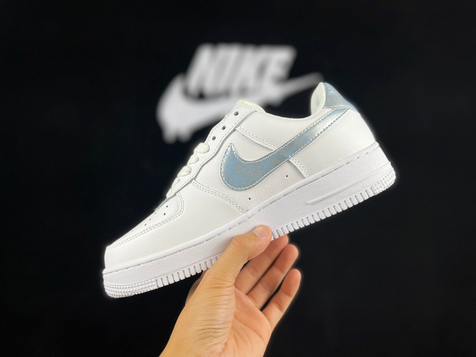 NIKE AIR FORCE 1 Low "White/Blue Iridescent Mist" - Phantom Kicks