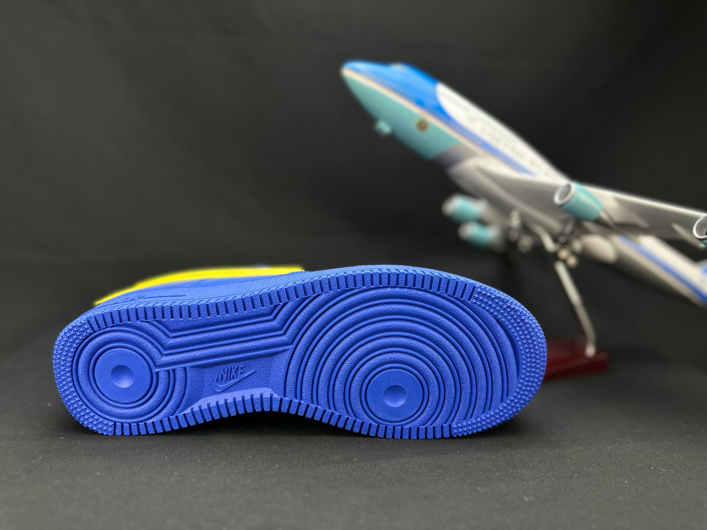 NIKE AIR FORCE 1 "Big Swoosh Blue" - Phantom Kicks