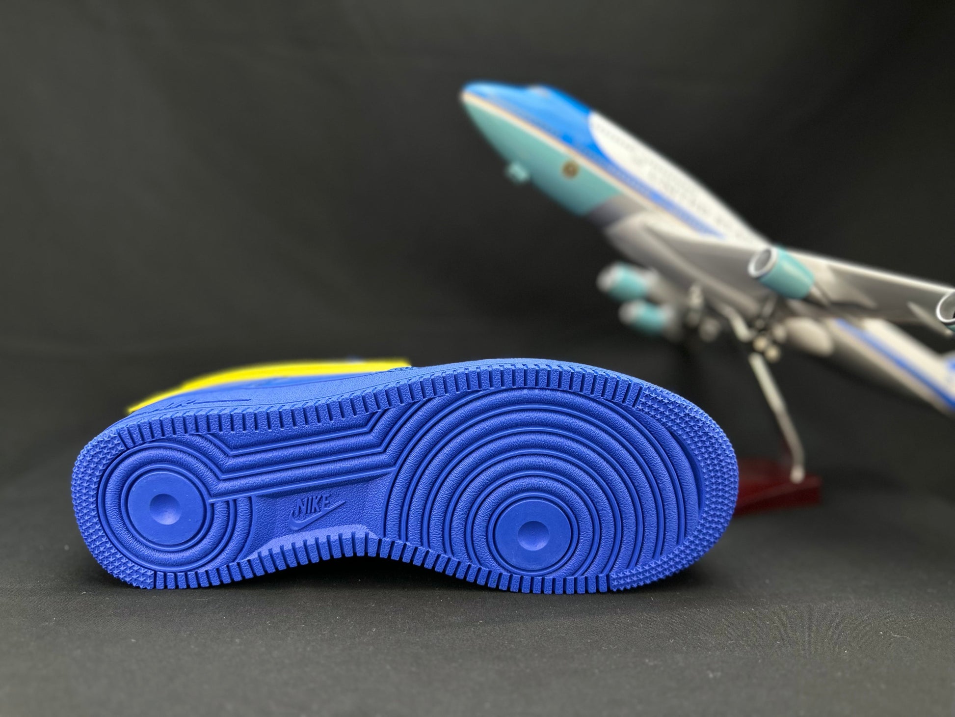 NIKE AIR FORCE 1 "Big Swoosh Blue" - Phantom Kicks