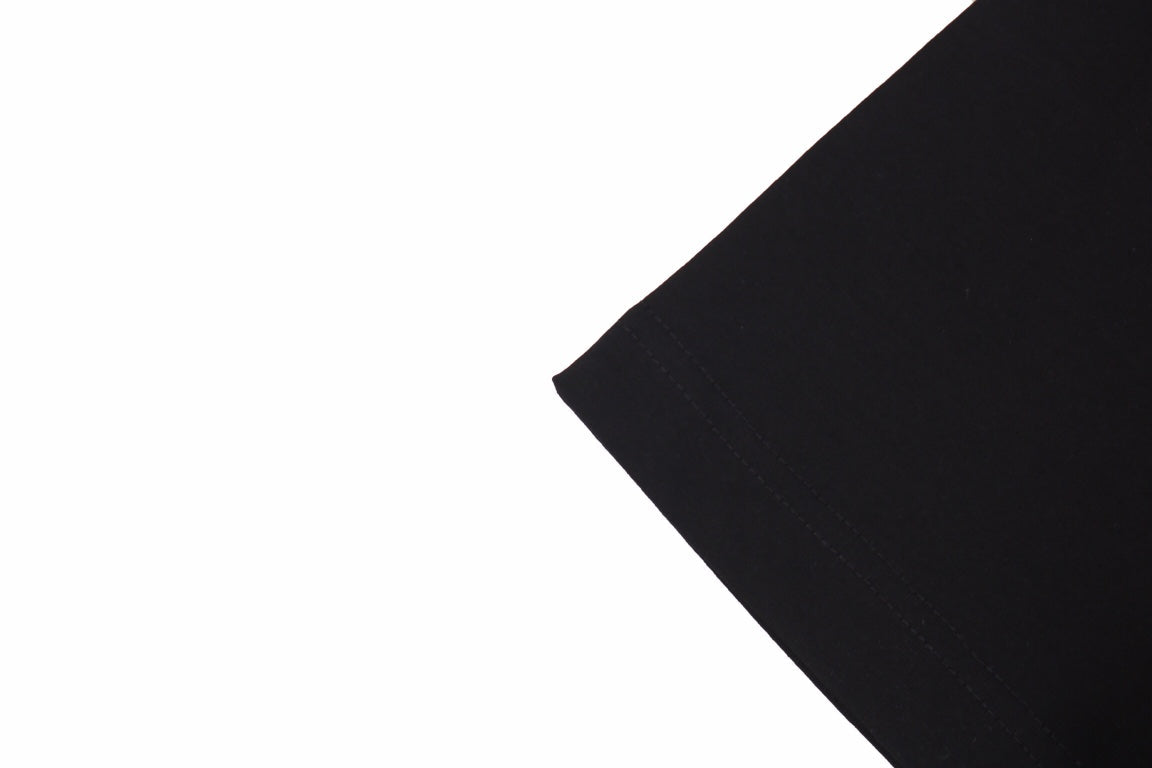 Gucci Graphic Logo T-Shirt (Black) - Phantom Kicks