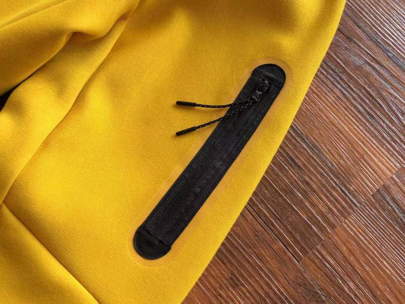 NIKE TECH FLEECE HOODIE x YELLOW - Phantom Kicks