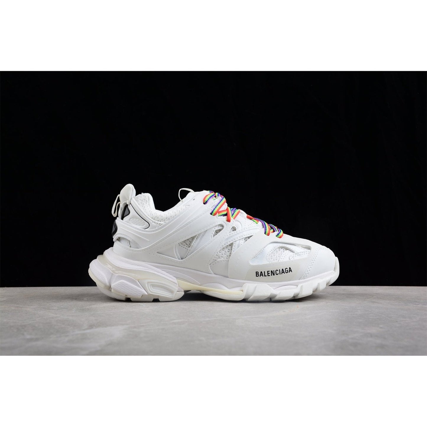 BALENCIAGA TRACK x WHITE WHITE - Phantom Kicks