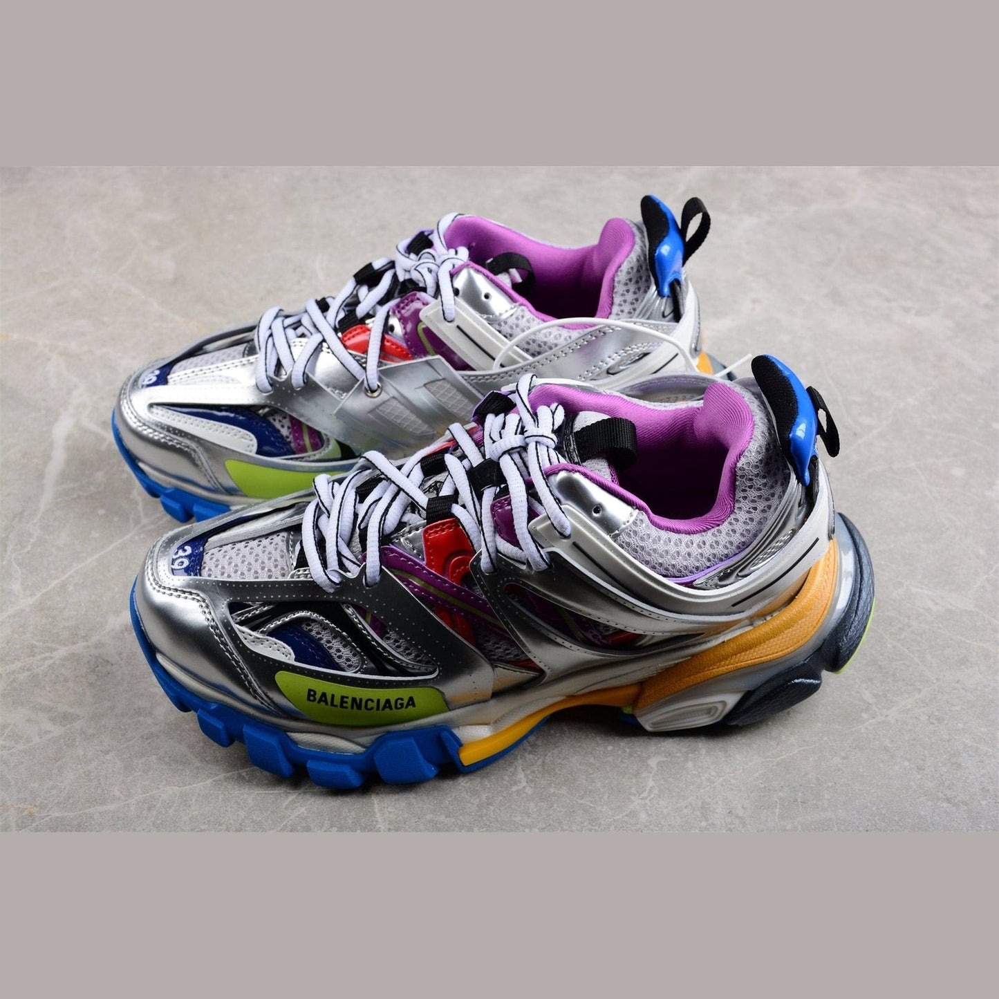BALENCIAGA TRACK x LEATHER FREE WHITE SILVER MULTI - Phantom Kicks