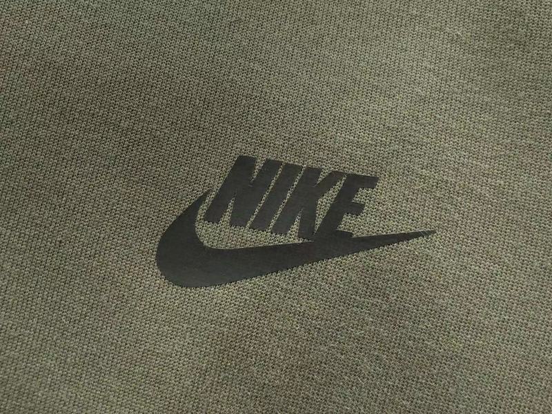 NIKE TECH FLEECE HOODIE x ARMY GREEN - Phantom Kicks