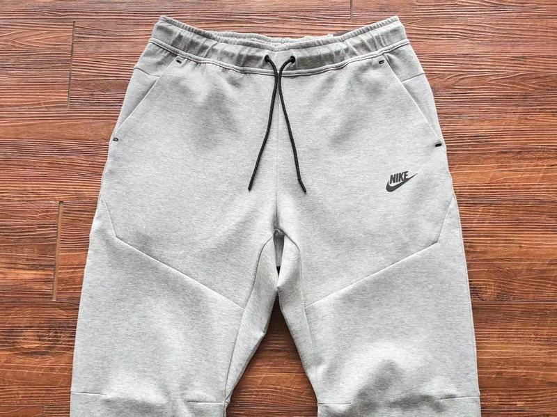 NIKE TECH FLEECE PANTS x GREY - Phantom Kicks