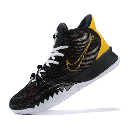 NIKE KYRIE 7 x ROSWELL RAYGUNS - Phantom Kicks