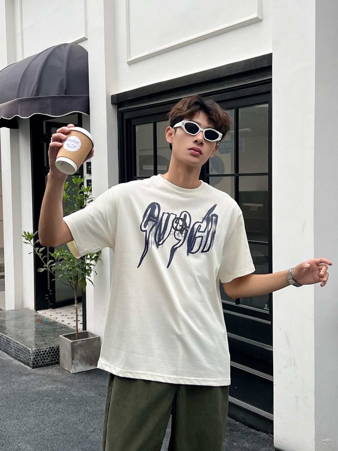 Gucci Graphic Cream T-Shirt - Phantom Kicks
