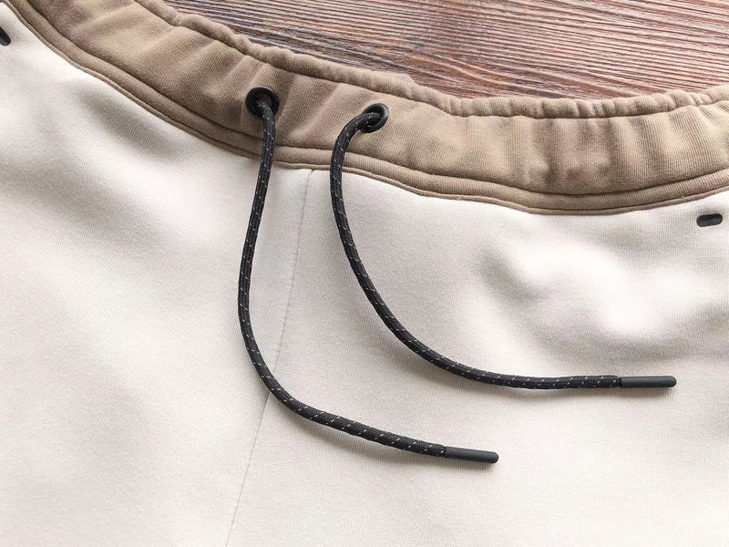 NIKE TECH FLEECE PANTS x SANDALWOOD/LIGHT BONE WHITE - Phantom Kicks