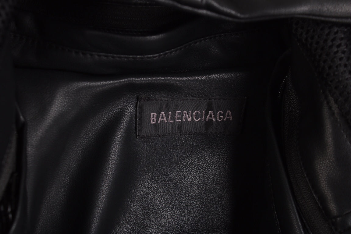 BALENCIAGA x REEBOK JACKET - Phantom Kicks