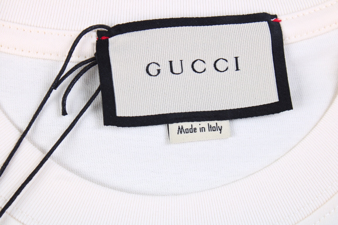 Gucci Lightning Bolt Logo T-Shirt in Cream - Phantom Kicks
