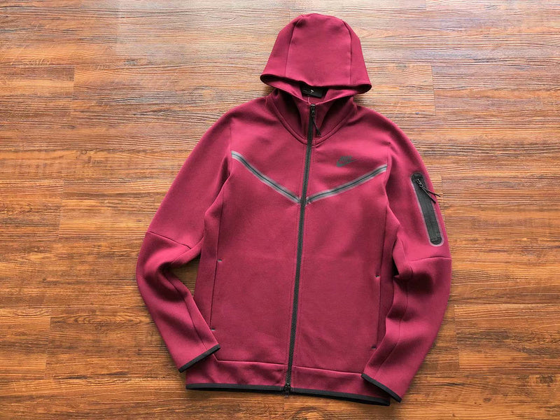 NIKE TECH FLEECE HOODIE x BURGUNDY - Phantom Kicks