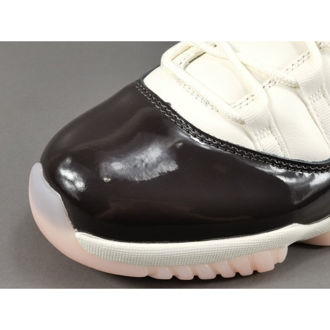 JORDAN 11 RETRO x NEOPOLITAN - Phantom Kicks